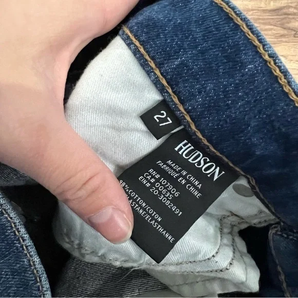 HUDSON Zooey High Rise Straight Leg Crop Jeans